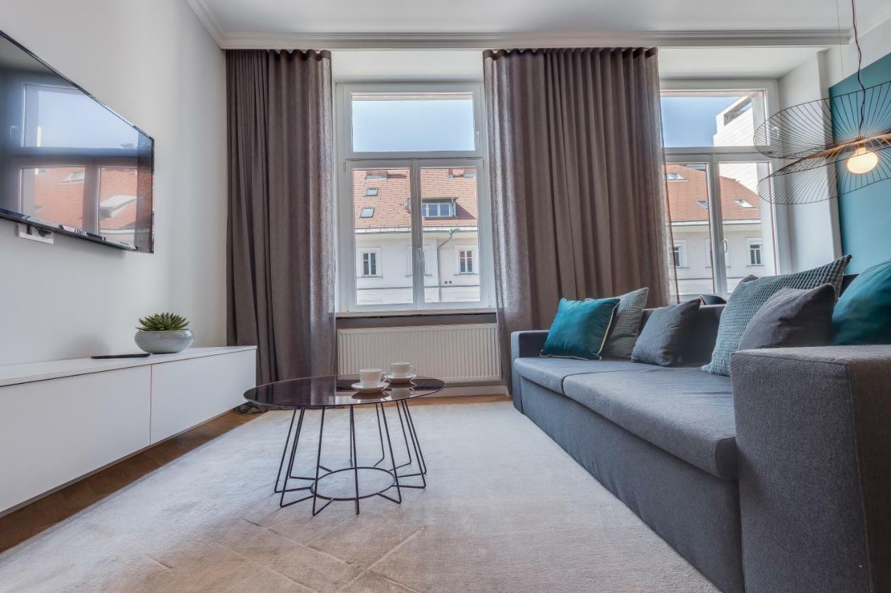 Fine Two Bedroom Trdinova Apartment Любляна Экстерьер фото