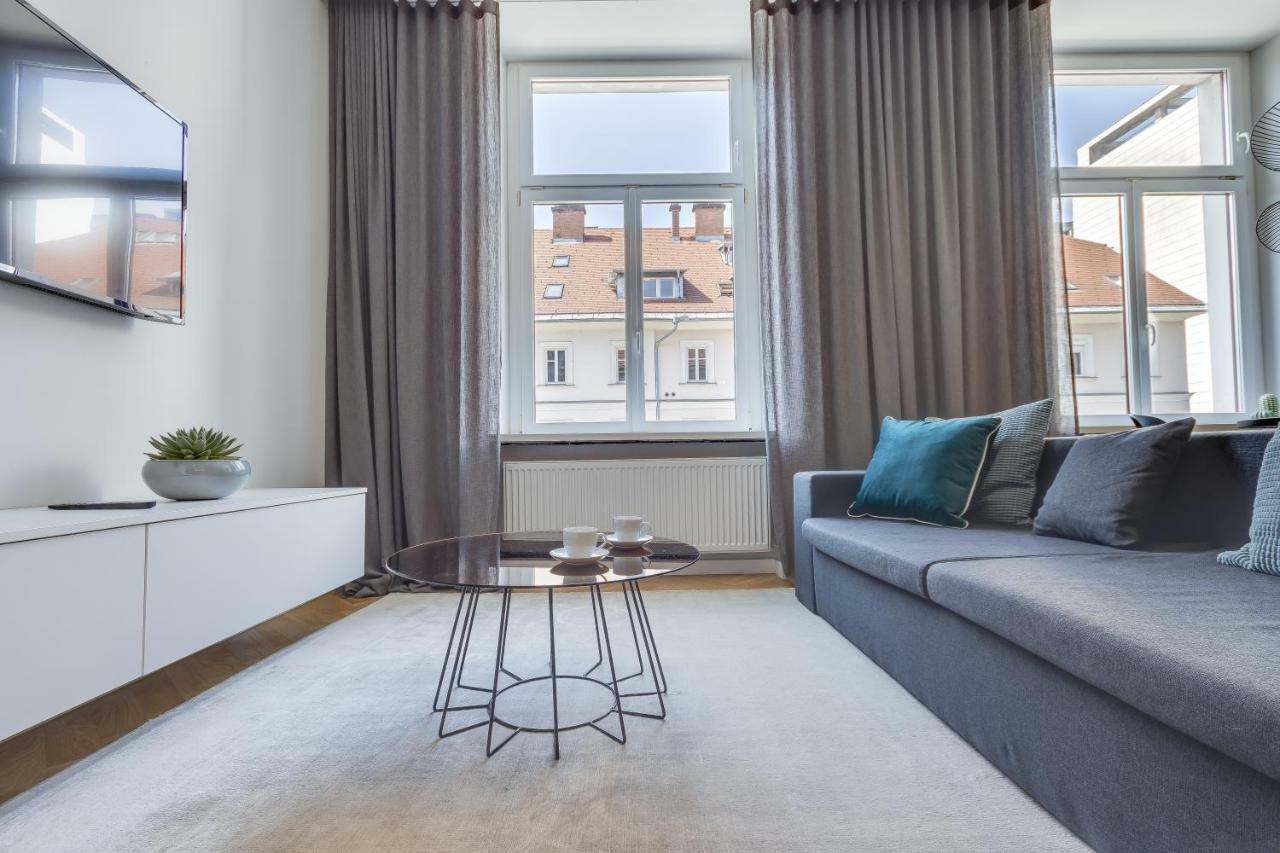 Fine Two Bedroom Trdinova Apartment Любляна Экстерьер фото